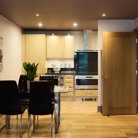 The Vauxhall Hideout - Comfy 2Bdr Flat With Balcony Londra Esterno foto