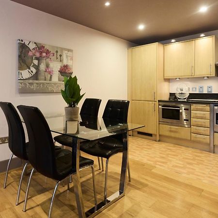 The Vauxhall Hideout - Comfy 2Bdr Flat With Balcony Londra Esterno foto
